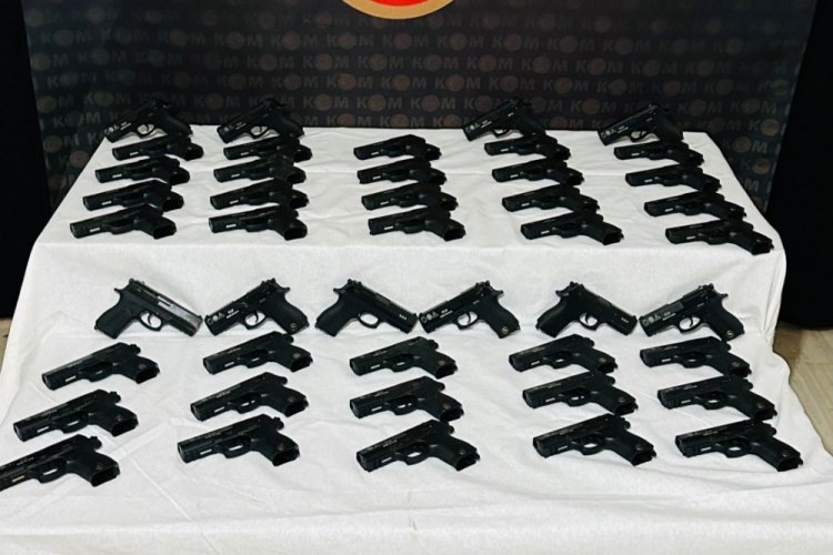 Hakkari'de 45 adet ruhsatsız tabanca ele ge&ccedil;irildi
