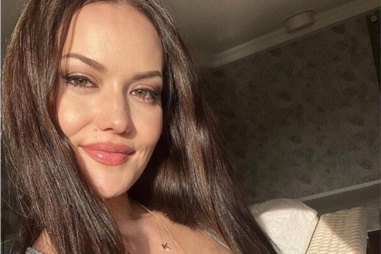 Burak &Ouml;z&ccedil;ivit, Fahriye Evcen &ccedil;iftinden tekne pozu
