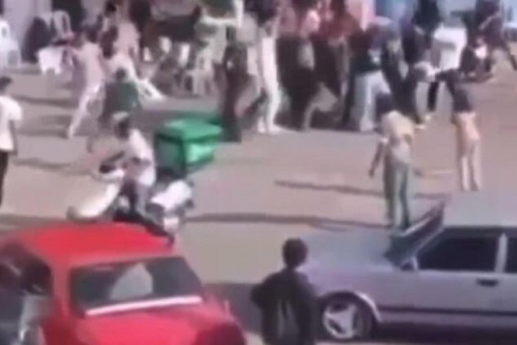 İstanbul'da sokak d&uuml;ğ&uuml;n&uuml; savaş alanına d&ouml;nd&uuml;!