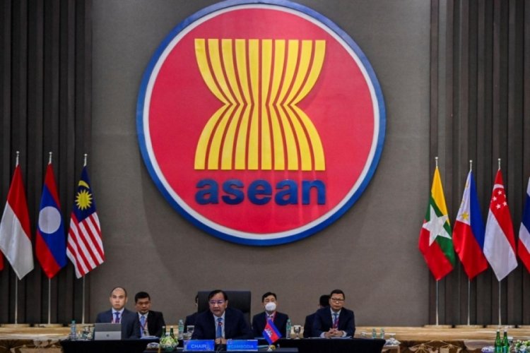 &Ccedil;in'den ASEAN a&ccedil;ıklama: Memnunuz