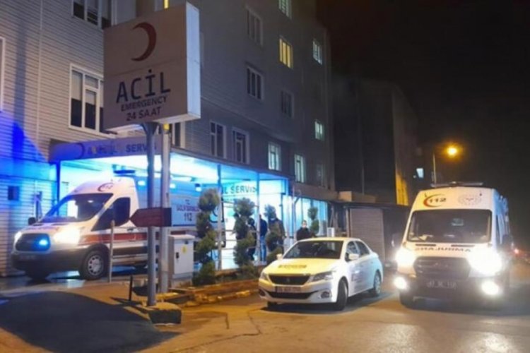 Zonguldak'ta 10 kişi tavuk d&ouml;nerden zehirlendi