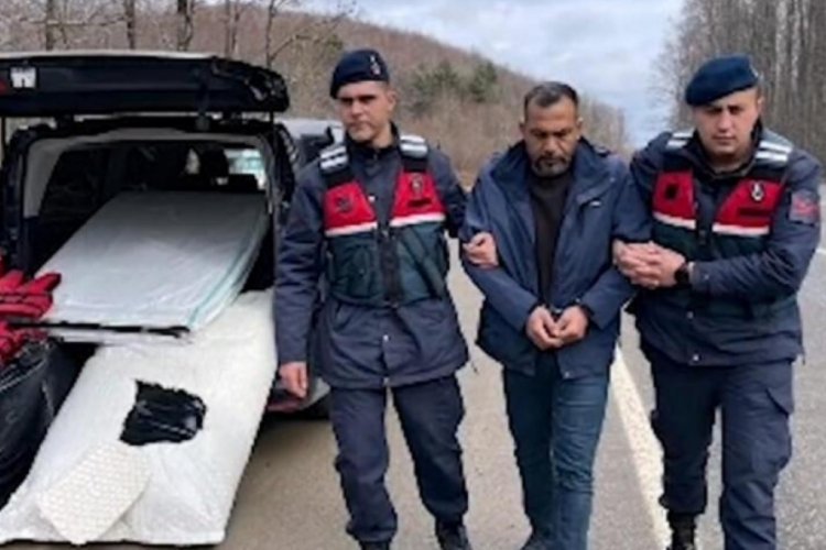 18 ka&ccedil;ak g&ouml;&ccedil;men organizat&ouml;r&uuml; yakalandı