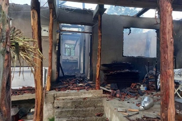 Sinop'ta yanan evdeki &ccedil;iftin cesedi bulundu!
