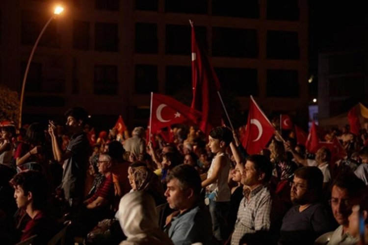 Bakanlardan 15 Temmuz paylaşımları: Başaramayacaksınız!
