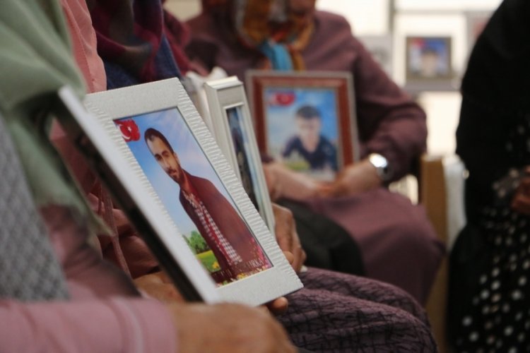 Evlat n&ouml;betindeki anne: Okurken ka&ccedil;ırıldı, o da gazeteci olacaktı