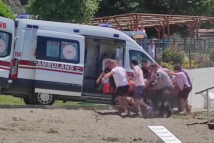 Bursa'dan tatil i&ccedil;in gitti: Boğulma tehlikesi ge&ccedil;irdi!