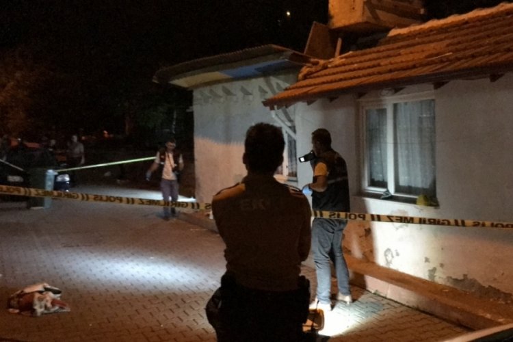 Kocaeli'nde iki kişiyi silahla yaralayan şahıs su&ccedil; aletiyle yakalandı
