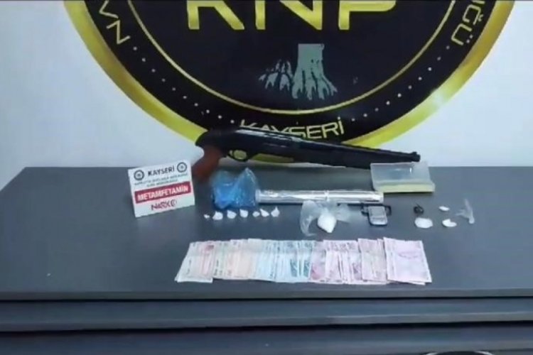 Kayseri'de &ccedil;amaşır makinesi i&ccedil;inde uyuşturucu ele ge&ccedil;irildi