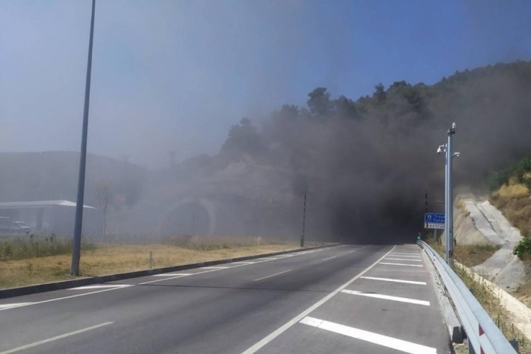 &Ccedil;anakkale'de t&uuml;nelde ara&ccedil; yandı