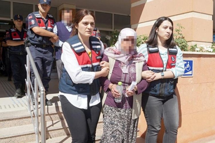 &Ouml;ld&uuml;rd&uuml;kleri kişinin cesedini &ccedil;uvalla dereye atan 3 kişi tutuklandı