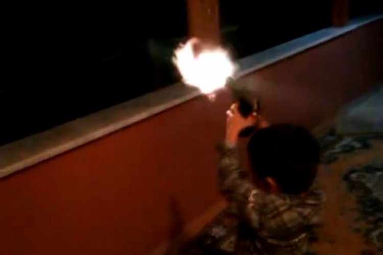 Sakarya'da 4 yaşındaki yeğenine silah verip ateş ettirdi! G&ouml;zaltına alındı