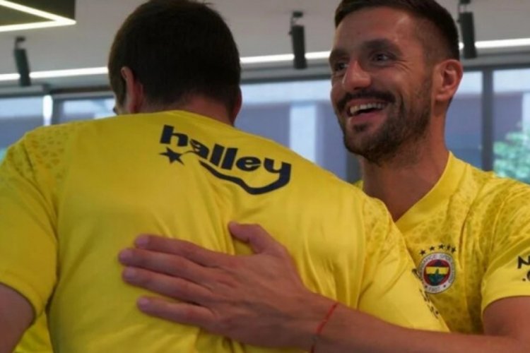 Fenerbah&ccedil;e'de Luan Peres'in doğum g&uuml;n&uuml; kutlandı