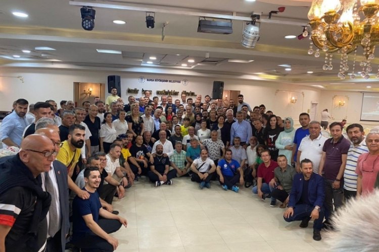 Taekwondocular Bursa'da yemekte buluştu