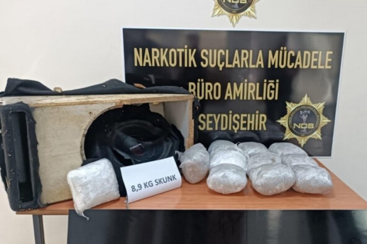 Konya'da ses sisteminden 8 kilo uyuşturucu &ccedil;ıktı