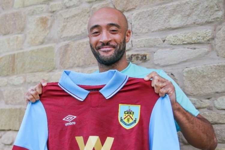 Burnley Nathan Redmond'ı transfer ettiğini duyurdu