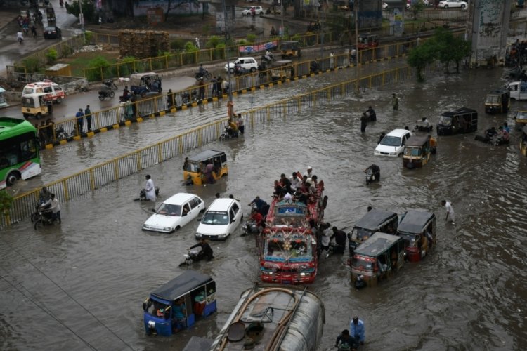 Pakistan'da sel