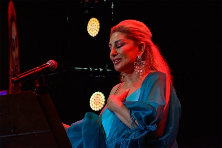 Muazzez Ersoy "61. Uluslararası Bursa Festivali"nde sahne aldı