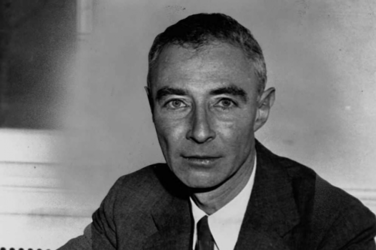 Robert Oppenheimer'ın T&uuml;rk fizik&ccedil;iye mektup yazdığı ortaya &ccedil;ıktı