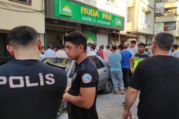 Adana H&Uuml;DA-PAR il başkanlığına saldırı! &Ouml;l&uuml; ve yaralı var