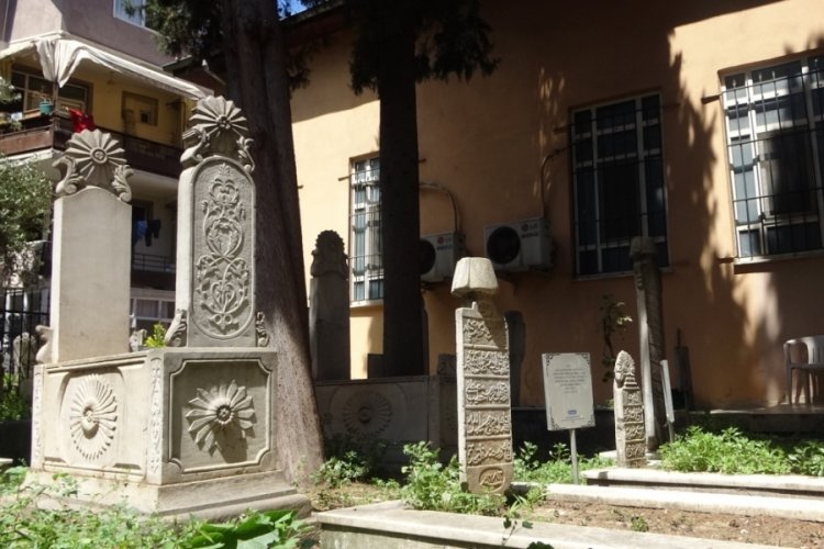 Yıllardır tarihe tanıklık ediyor