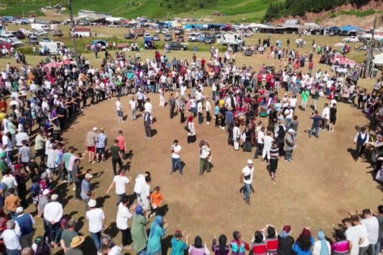 Karadeniz şenliği yaylada son buldu