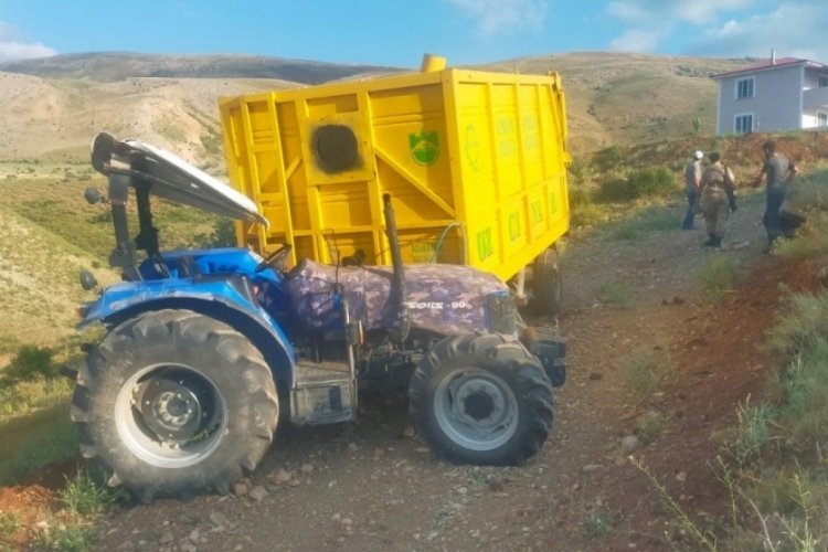 Erzincan'da trakt&ouml;r kazası: 1 &ouml;l&uuml;