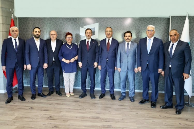 İletişim Başkanı Altun'dan Basın İlan Kurumu'na ziyaret