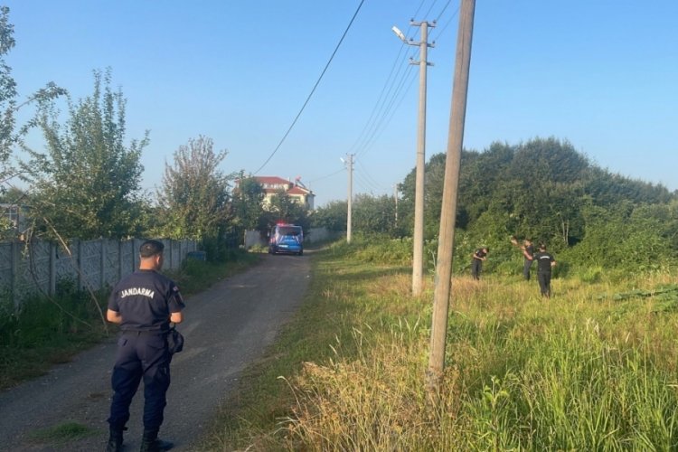 Sakarya'da bir şahıs arsa kavgasında oğlunu silahla vur