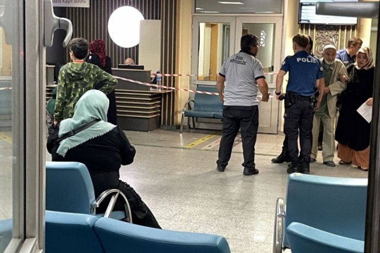 Rize'de acil serviste husumetli iki grup arasında silahlı &ccedil;atışma: 5 yaralı