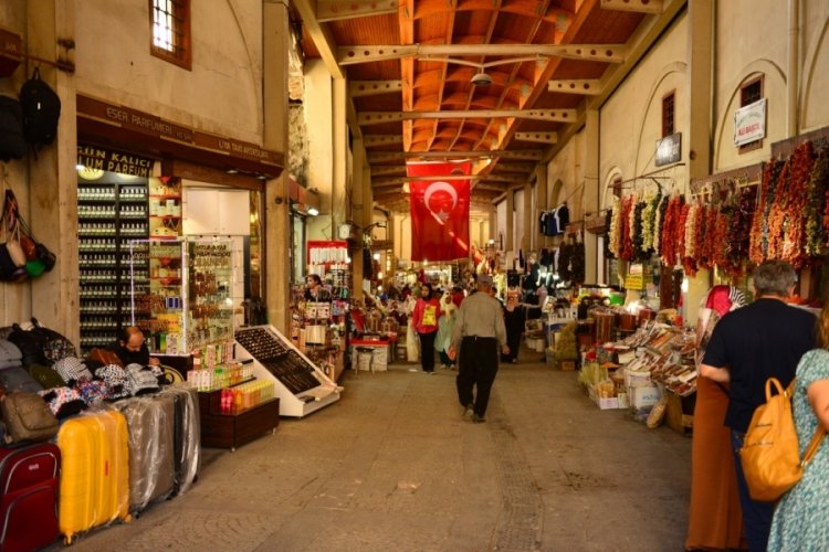 523 yıllık tarihi &ccedil;arşıda ekonomi k&uuml;llerinden doğdu
