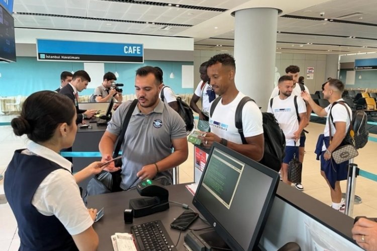Adana Demirspor, Cluj'a gitti