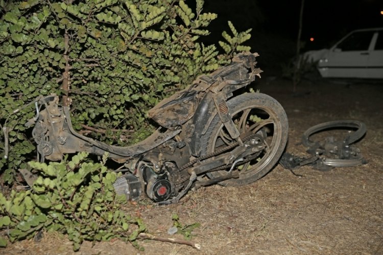 Muğla'da otomobille &ccedil;arpışan motosikletin 15 yaşındaki s&uuml;r&uuml;c&uuml;s&uuml; hayatını kaybetti
