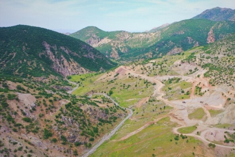 Tunceli'de kuru tarım arazileri Cevizlidere Barajının aktif olmasını bekliyor