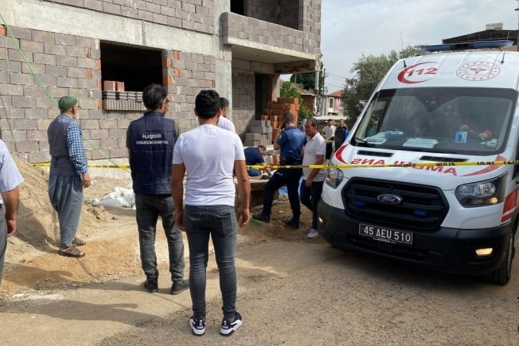 Manisa'da inşaattan d&uuml;şen iş&ccedil;i vefat etti