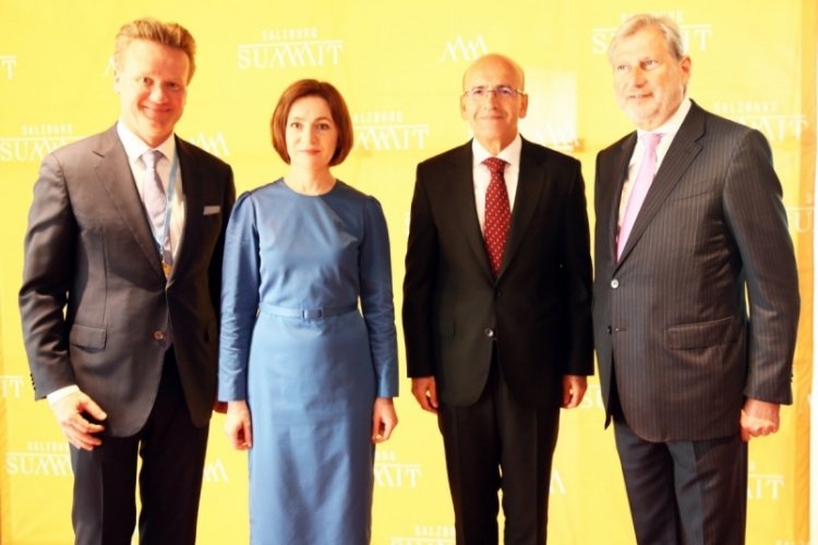 Mehmet Şimşek, Salzburg Zirvesinde ikili g&ouml;r&uuml;şmeler ger&ccedil;ekleştirdi