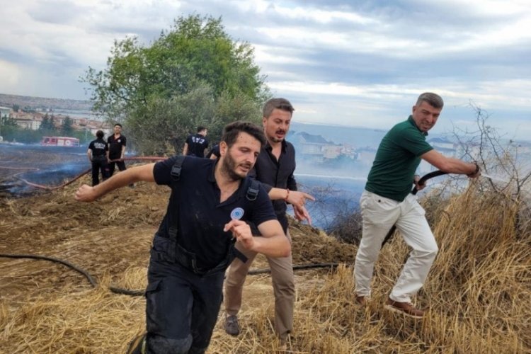 Tekirdağ'daki anız yangını s&ouml;nd&uuml;r&uuml;ld&uuml;