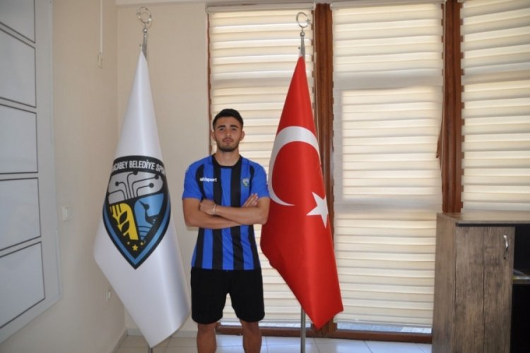 &Ouml;mer Faruk Y&uuml;cel Karacabey Belediyespor'da