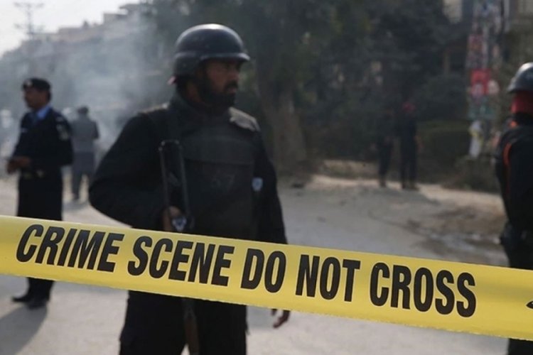 Pakistan'da bombalı katliam! 42 &ouml;l&uuml;