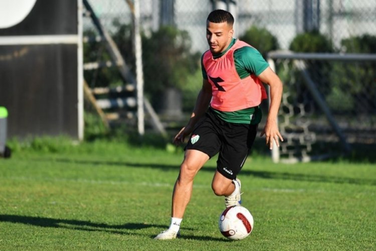 Bursaspor taktik &ccedil;alışmalarıyla g&uuml;n&uuml; tamamladı