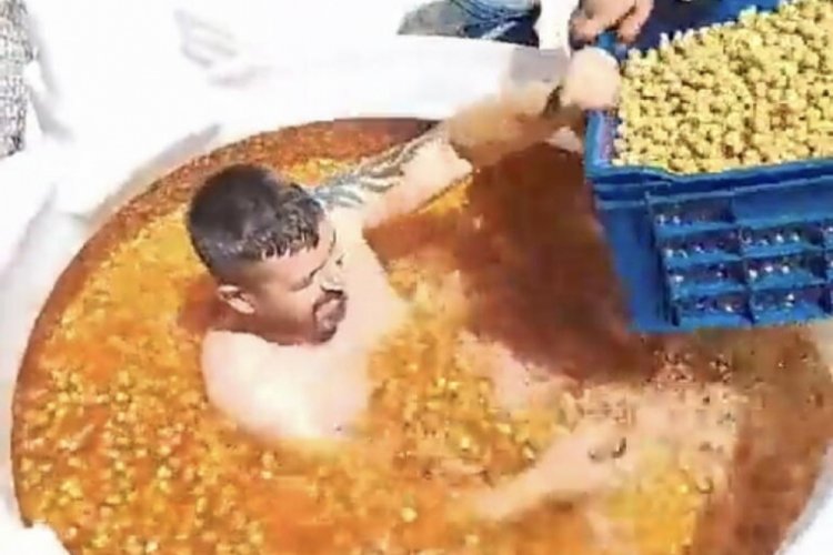 Zeytin tankında &ccedil;ıplak sepetleme g&ouml;r&uuml;nt&uuml;s&uuml;ne tutuklama
