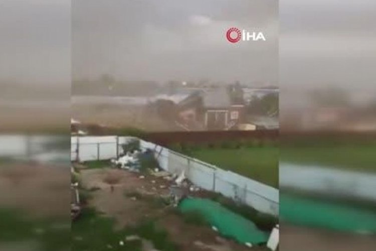 Rusya'yı fırtına vurdu! 8 &ouml;l&uuml;