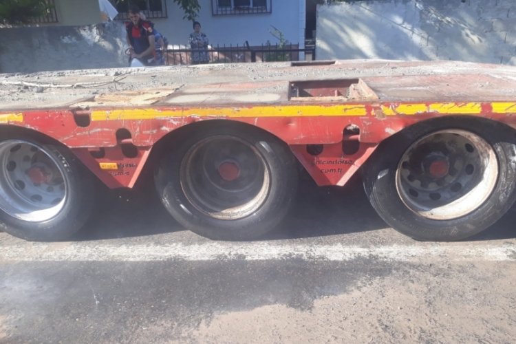 Sinop'ta seyir halindeki tır alev aldı