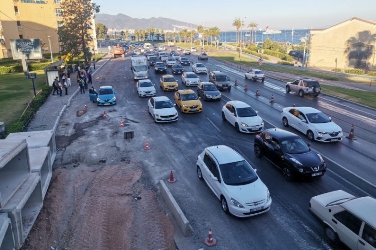 İzmir'deki grev trafiğin artmasına neden oldu