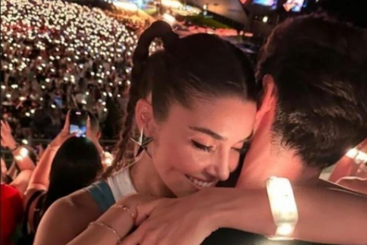Hande Er&ccedil;el ile Hakan Sabancı'dan romantik paylaşım