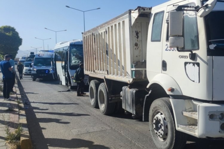 Van'da ger&ccedil;ekleşen kazada 3 kişi yaralandı