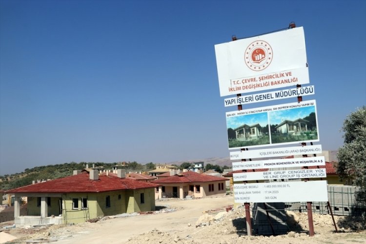 Hatay'ın kırsal mahallerinden afetzedeler i&ccedil;in k&ouml;y inşa ediliyor