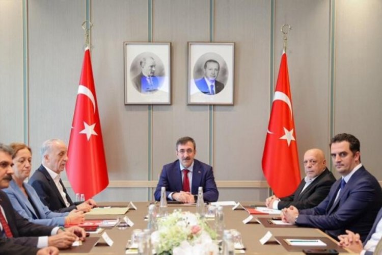 Cumhurbaşkanı Yardımcısı, iş&ccedil;i sendikalarının temsilcileriyle g&ouml;r&uuml;şt&uuml;