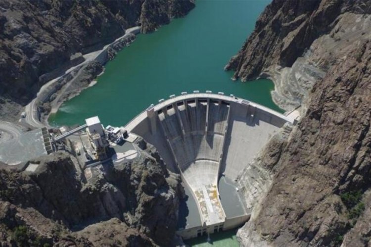 Yusufeli Barajında elektrik &uuml;retimine geri sayım başladı