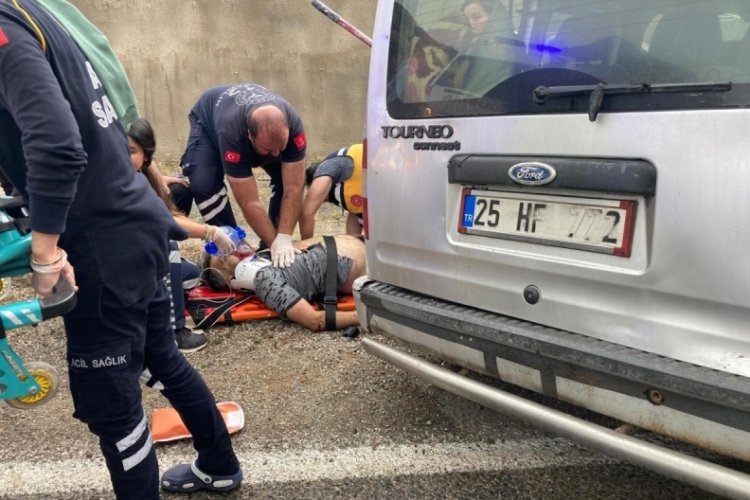 G&uuml;m&uuml;şhane'de tırla hafif ticari ara&ccedil; &ccedil;arpıştı: 1 &ouml;l&uuml;, 1 yaralı