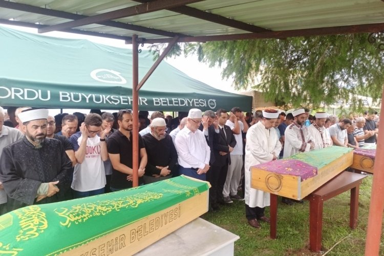 Ordu'da trafik kazasında yaşamını yitiren 3 kişi toprağa verildi